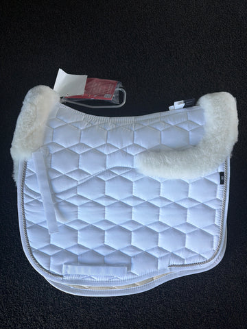 EA Mattes Dressage Saddle Blanket with Lambskin Panels Medium